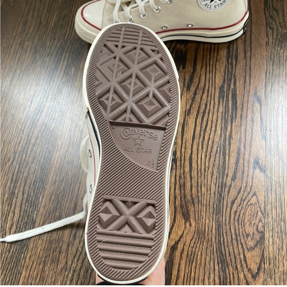 Converse Chuck Hi - Picture 3 of 4